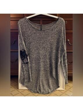 Vintage Yetts Los Angeles gray tunic with sequin elbow patches S